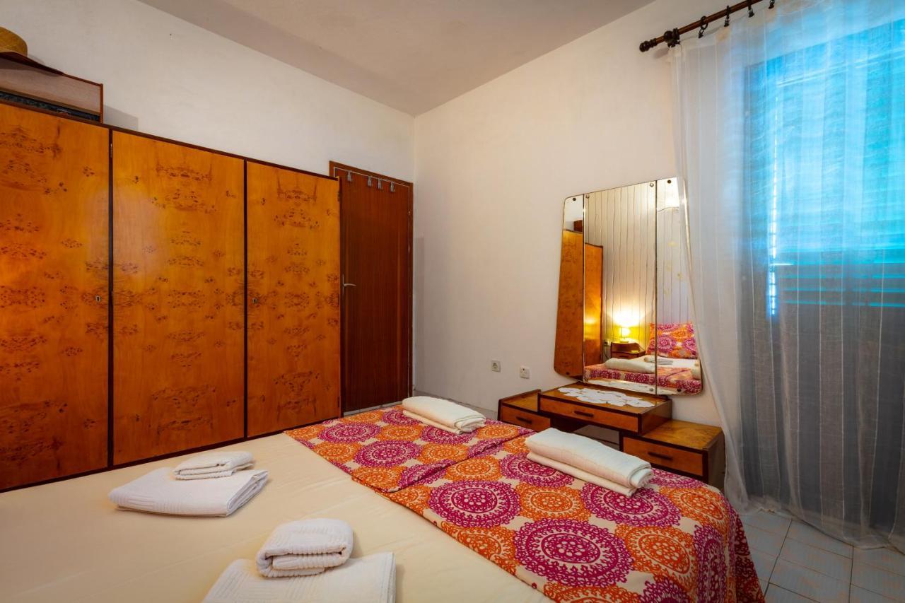Holiday Home Barbara Trogir Zewnętrze zdjęcie