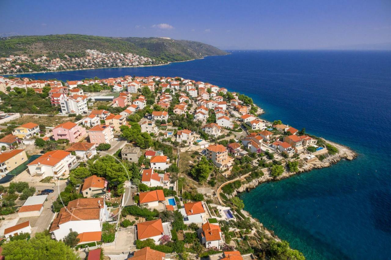 Holiday Home Barbara Trogir Zewnętrze zdjęcie
