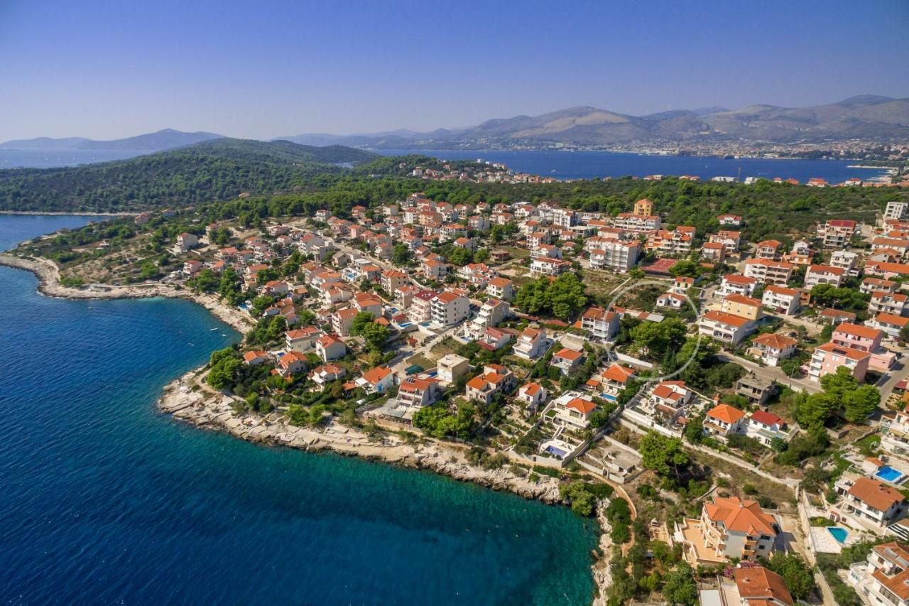 Holiday Home Barbara Trogir Zewnętrze zdjęcie
